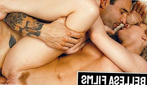 Он самый настоящий счастливец, ведь не каждый день твой член могут обслужить сразу две таких горячих подруги, порно видео